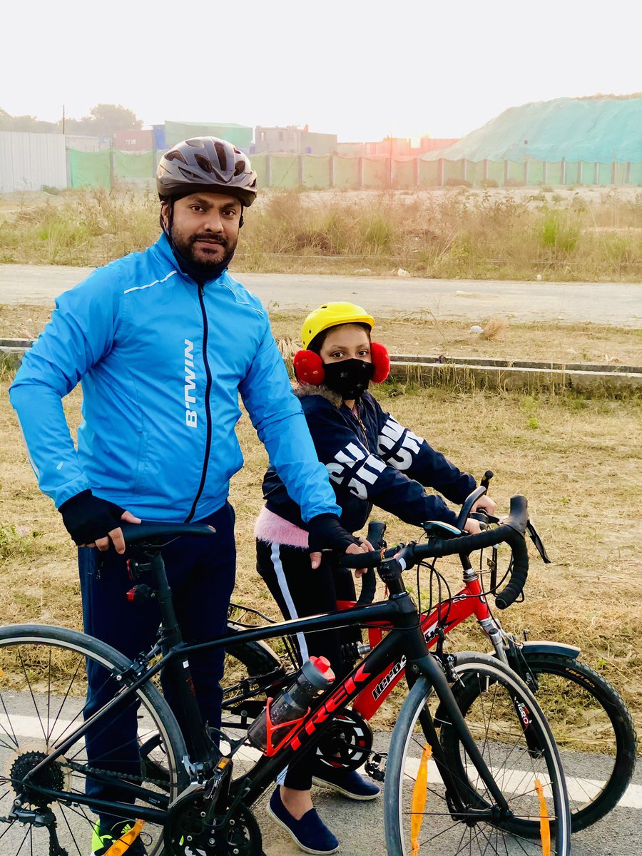 ajayidt's tweet photo. #GNWCC #AjayAhana #parenting First outdoor cycling ride of Ahana. Shortest &amp; slowest for me but anything for her♥️ https://t.co/xrAk6ffz8W