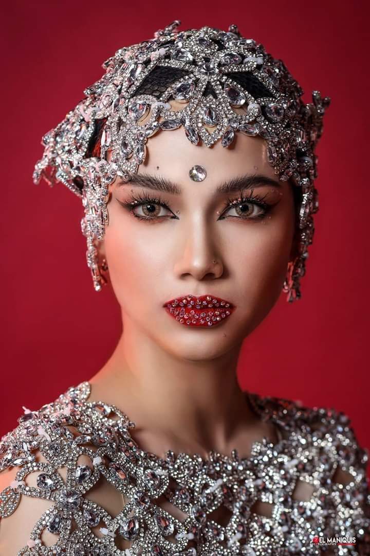 chocomuchoxxx's tweet photo. She is ready to conquer the Earth. She is the Woman of the Earth.
Best of luck, Roxie Baeyens (Philippines)
#MissEarth2020 https://t.co/9KOfU6ngUg