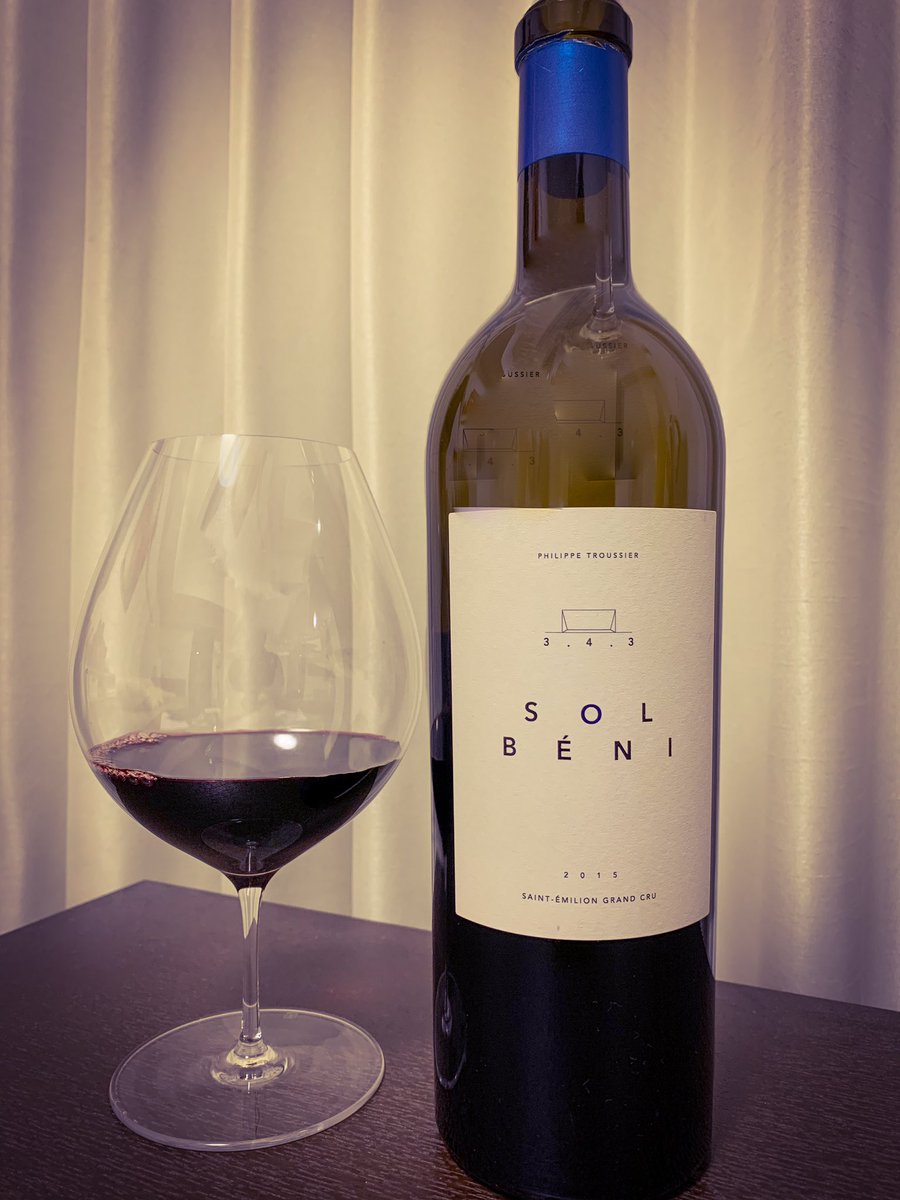 norizo_kametani's tweet image. Great note and flavours of ‘SOLBENI’
🍷　by Phillipe Troussier ⚽️
Of caurse taste good ~👍love it !!
Thank you Kantoku !!

#solbeni  #wine  #サッカー #日本代表
