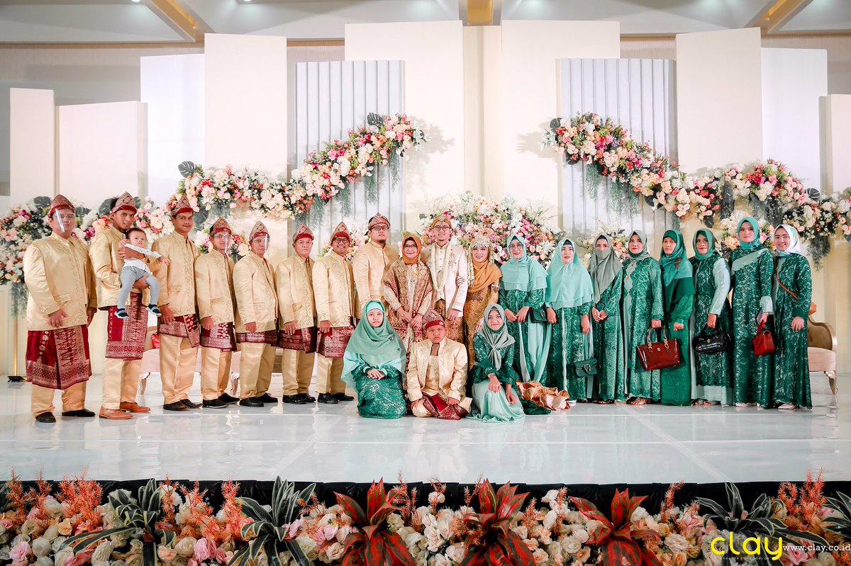 eviar_wo's tweet photo. Happy Wedding Lusi &amp; Chandra. Lokasi Gedung Rambang Semesta Palembang

#eviarwo #wo #wopalembang #paketpernikahan https://t.co/boz2Xfpwwb