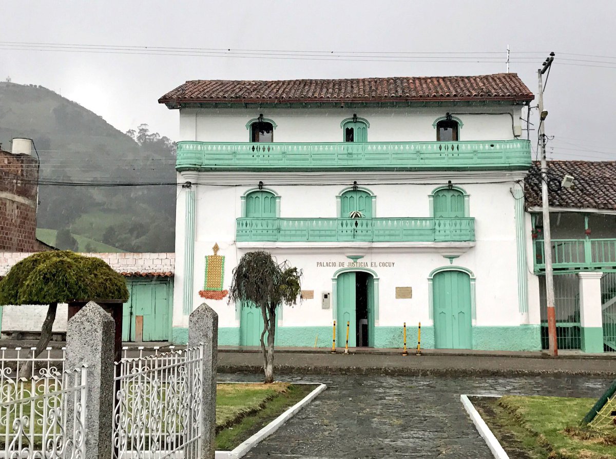 DeepSageApp's tweet photo. Palacio de Justicia del Cocuy! foto tomada por @herman_amayat e un de esas #Caminatas por este bello municipio, del norte de Boyacá https://t.co/UmWrD6bFss