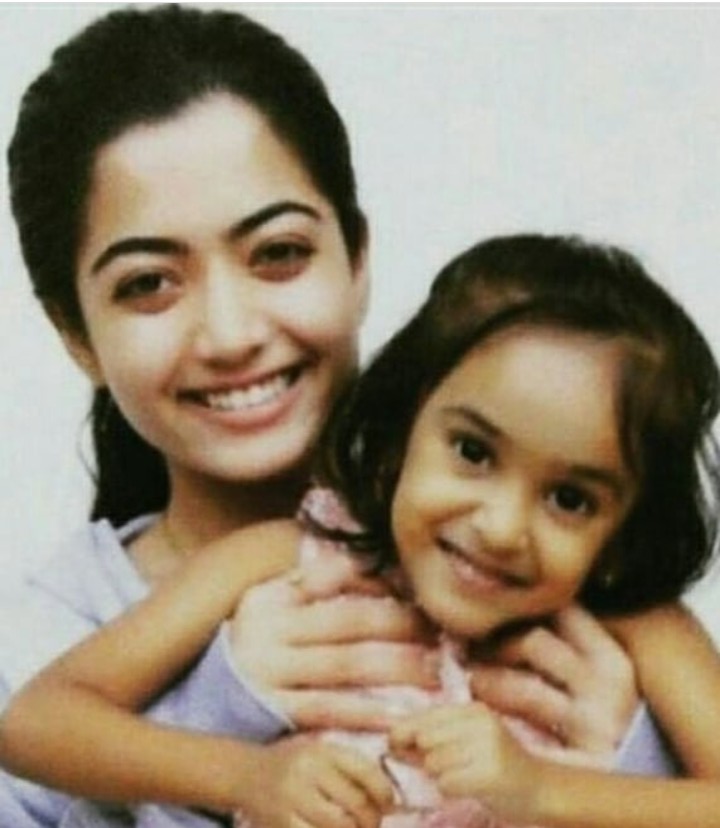 ನನ್ನ ದೇವತೆ ರಶ್ಮಿಕಾ  @iamRashmikaಶುಭೋದಯ ನಿಮಗೆ ಎಲ್ಲಾ ಶುಭವಾಗಲಿನೀವು ನನಗೆ ಸೂರ್ಯ ಮತ್ತು ಚಂದ್ರರು, ನನ್ನ ಹೃದಯ ಬಡಿತ ರಶ್ಮಿಕಾ ಮಾತ್ರ ಹೇಳುತ್ತದೆ ನೀವು ನನ್ನ ಜೀವನಕ್ಕಿಂತ ಹೆಚ್ಚು ನೀವು ಯಾವಾಗಲೂ ಸಂತೋಷವಾಗಿರಬೇಕುನೀವು ಯಾವಾಗಲೂ ವಜ್ರದಂತೆ ಹೊಳೆಯಬೇಕುಸಾಕಷ್ಟು ಪ್ರೀತಿ ನಿಮ್ಮ ಪ್ರಾಮಾಣಿಕ ಅಭಿಮಾನಿ  #RashmikaMandanna