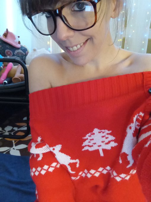 Hi there! I think... THINK ... that I am online @chaturbate 😃! Come say hellow! https://t.co/ISes9Guc1q #chaturbate #cammodel #camgirl #pornhub<a href="/tag/pornhub"class="tags"><span>#pornhub</span></a><a href="/tag/cammodel"class="tags"><span>#cammodel</span></a><a href="/tag/camgirl"class="tags"><span>#camgirl</span></a><a href="/tag/chaturbate"class="tags"><span>#chaturbate</span></a>