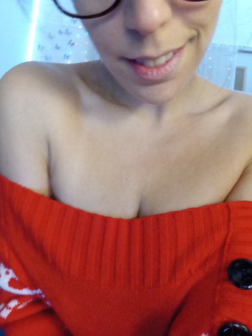 Hi there! I think... THINK ... that I am online @chaturbate 😃! Come say hellow! https://t.co/ISes9Guc1q #chaturbate #cammodel #camgirl #pornhub<a href="/tag/pornhub"class="tags"><span>#pornhub</span></a><a href="/tag/cammodel"class="tags"><span>#cammodel</span></a><a href="/tag/camgirl"class="tags"><span>#camgirl</span></a><a href="/tag/chaturbate"class="tags"><span>#chaturbate</span></a>