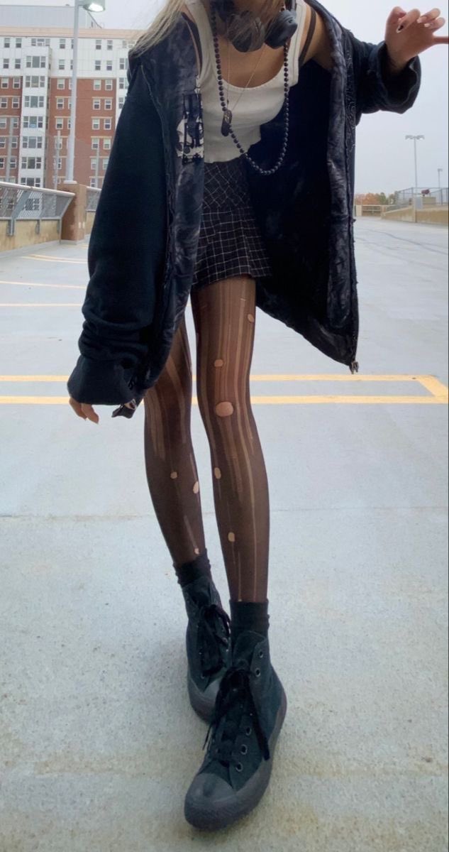 gl0ckk1tty's tweet photo. this is why im doing it!! my biggest insecurities have always been my thighs &amp; calves because they're so huge and i cant hide them, i cant wait to have legs like these.
#EDtwt #thin #thinspo #thinsp0 #tw #thinlegs https://t.co/bHa1jCtWjl