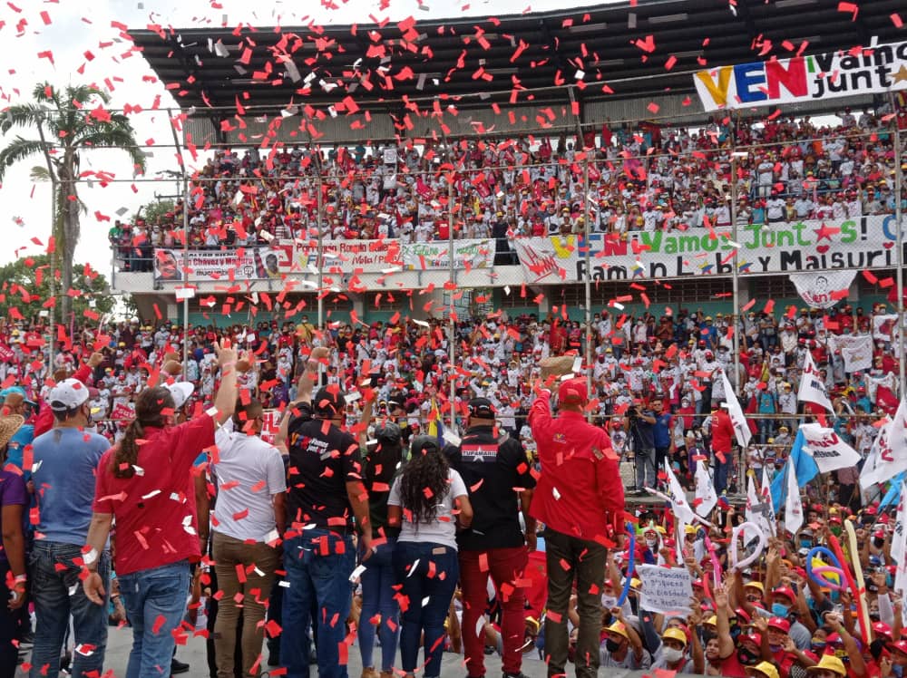 SomosRMNoticias's tweet photo. #Noticia || Diosdado Cabello: Existe una campaña mediática para desmotivar a votantes https://t.co/TAnH38yYOS #VotoGarantíaDePaz #MeridaConDiosdado #28Nov https://t.co/y7uUUocs3g