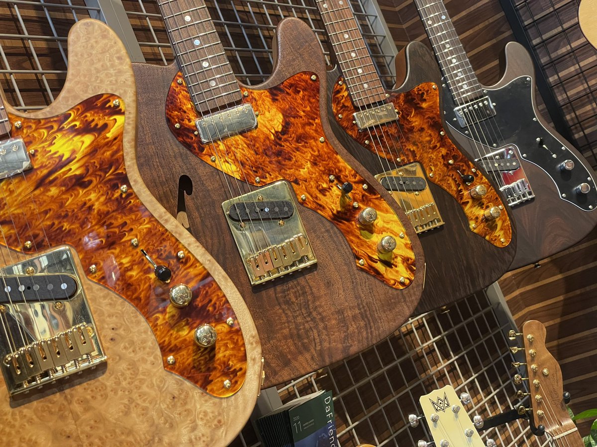 red_guitars_'s tweet photo. 竹山です。
Red Guitars 営業中です!
本日も美しいギター達と皆様のご来店をお待ちしております🙇♂️
Webshopも更新していきますのでそちらも是非ご覧下さい👍
#RedGuitars #mpcguitars #mpcstore
#Provison #freedom
Webshopはコチラ!⇓
https://t.co/vuWESZRFEQ https://t.co/oIag5Cyvhf