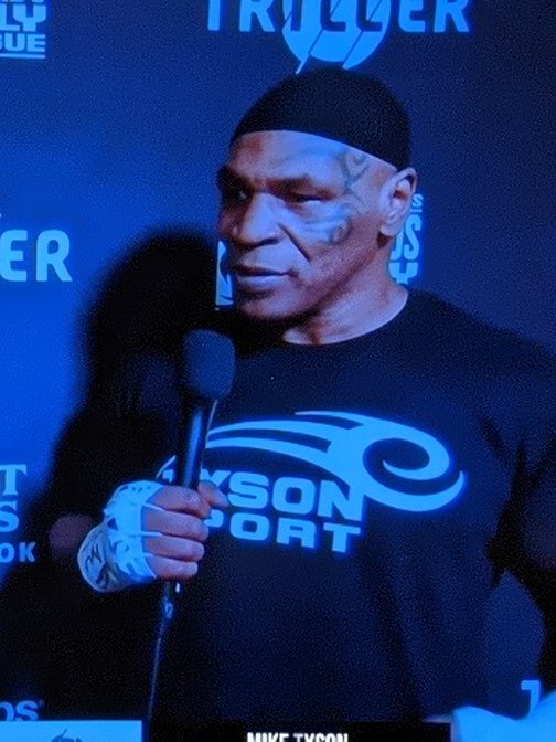 What you call a icon livin? https://t.co/TqH8dddhV8