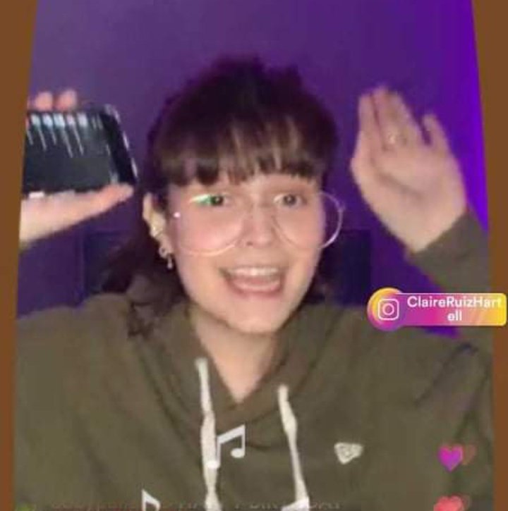 KID48676980's tweet photo. HORAY HAHAHAH
#SNLheartsOPM | Happy Birthday CLAIRE https://t.co/svR6tRvDiy