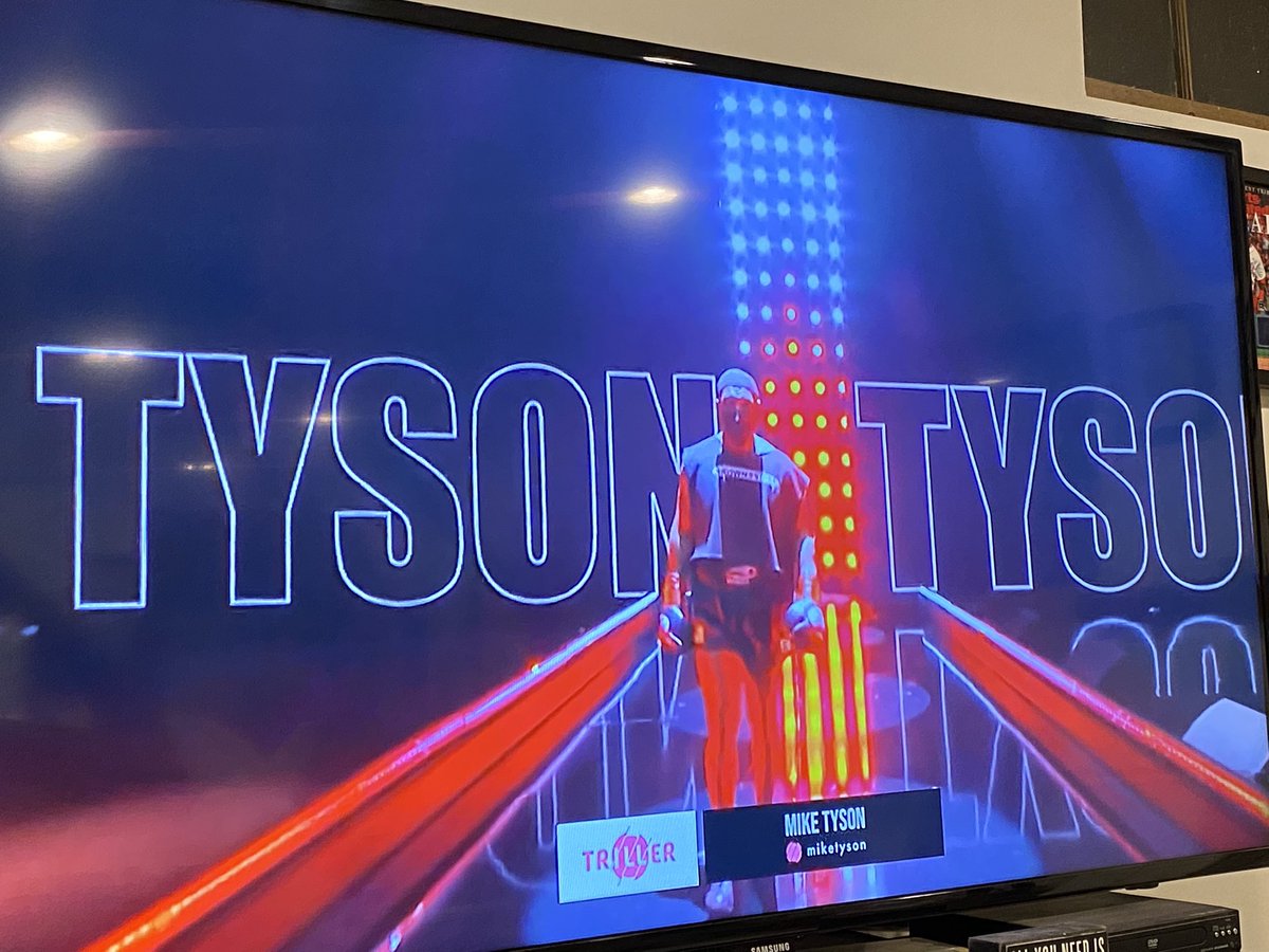 CoachKennedyWHS's tweet image. Thought this might not be awesome. Nope. It’s awesome #kiddynamite #IronMike