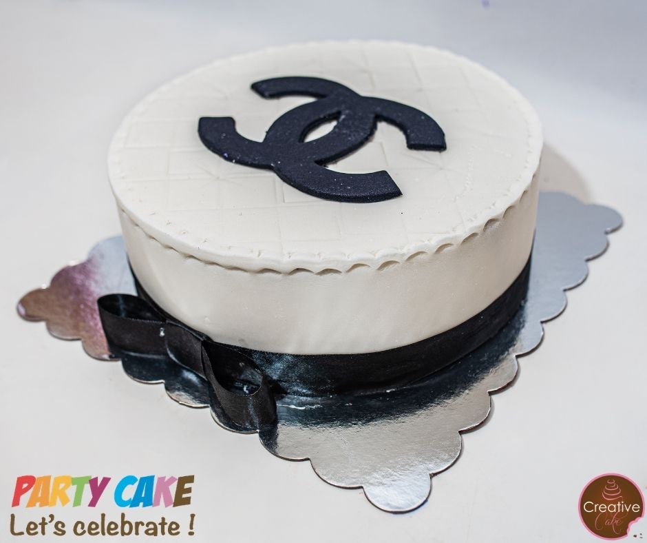 Creative Cake Design Le Party Cake C Est Egalement Pour Les Plus Grands Decouvrez Nos Differents Party Cakes En Cliquant Sur Le Catalogue T Co Fda97g4ixk Partycake Celebrezlavie T Co Inz9zltbor