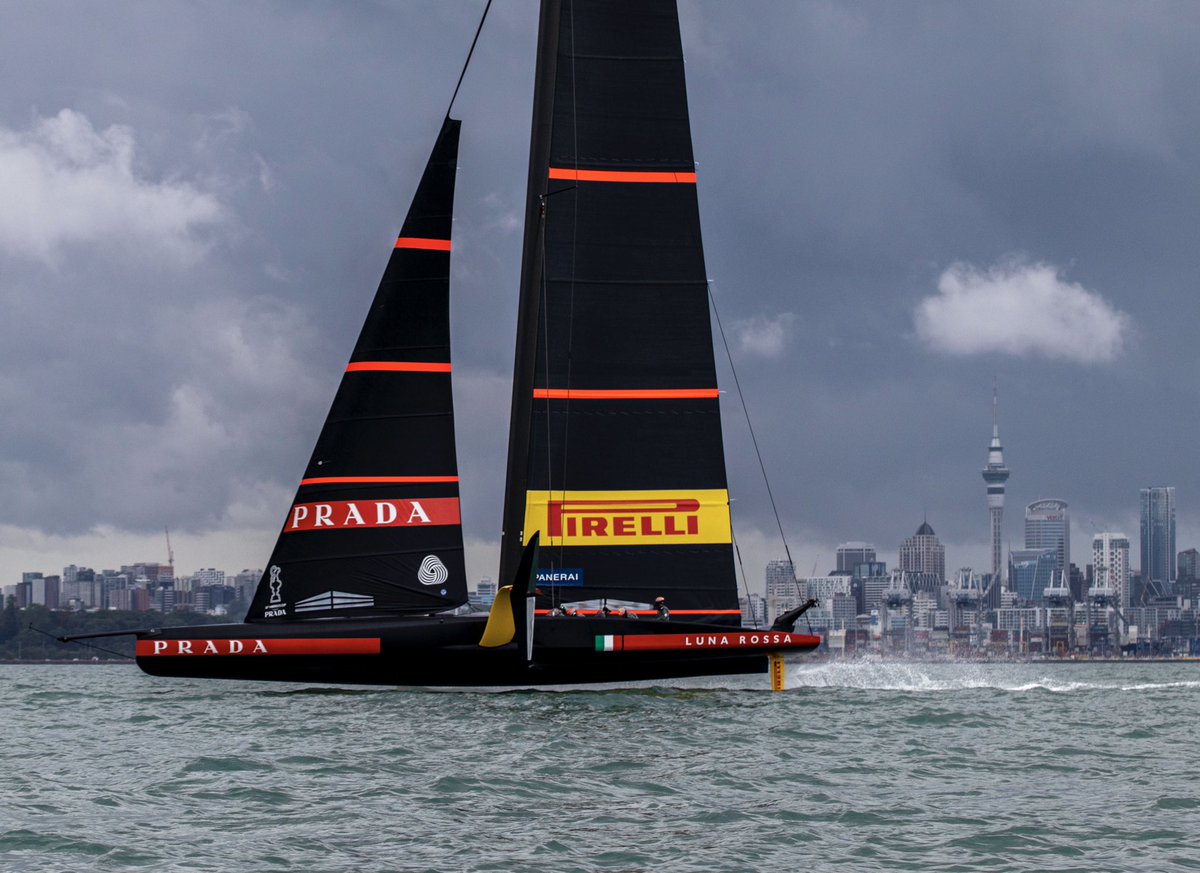 lunarossa's tweet image. Auckland’s four seasons in a day are the perfect conditions for our sailing team uniform.
bit.ly/3kCIUFP
@Prada @Pirelli