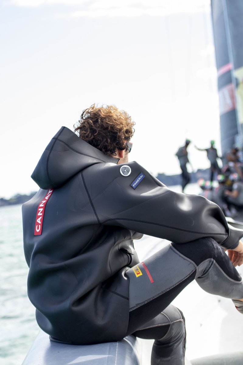 lunarossa's tweet image. Auckland’s four seasons in a day are the perfect conditions for our sailing team uniform.
bit.ly/3kCIUFP
@Prada @Pirelli