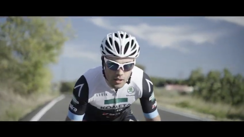 Algunos momentos de <a href="/gonabella96/">GONZALO GARCIA</a> en 'Antes quemado que apagado', primer sencillo del nuevo EP de <a href="/IMPOSTORESROCK1/">IMPOSTORESOFICIAL</a>
📺 youtu.be/fcK9lJbcP8w. 
#musica #music #rock #Idemticos #CiclismoInclusivo