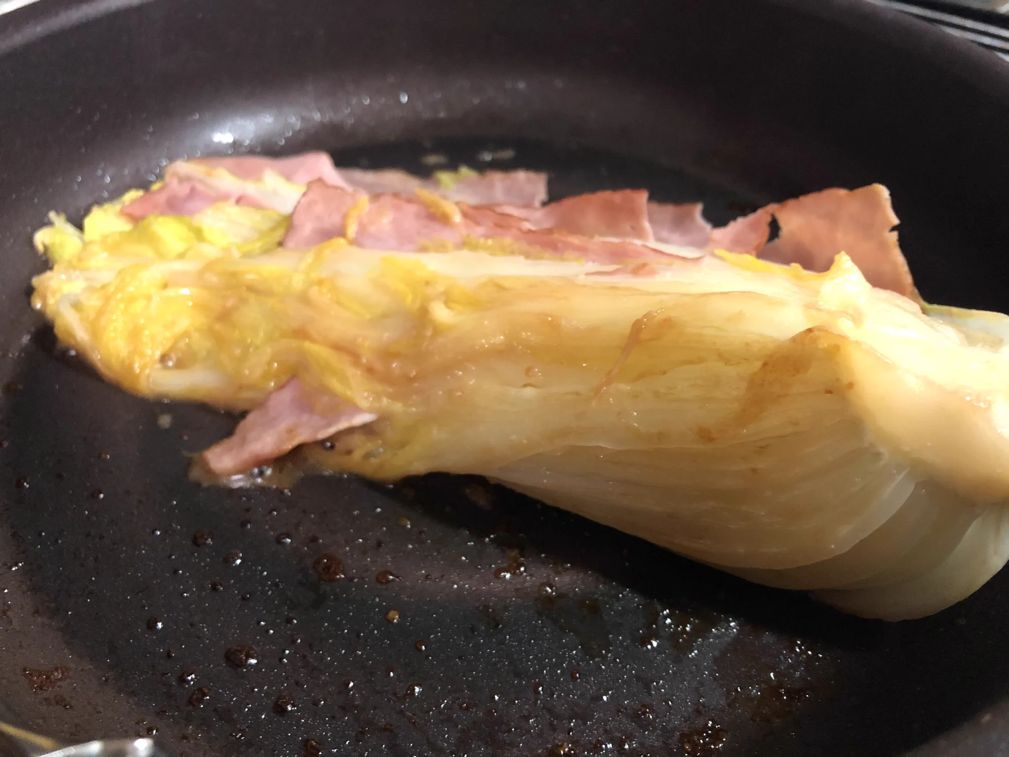 挟んで焼くだけ？！気力がない時でも作れそうな、究極にお手軽な白菜レシピ！