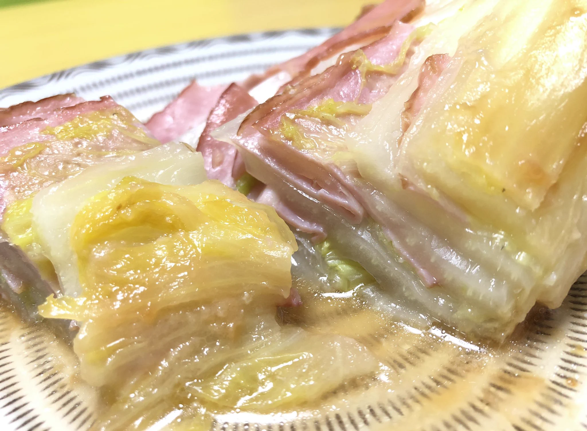 挟んで焼くだけ？！気力がない時でも作れそうな、究極にお手軽な白菜レシピ！