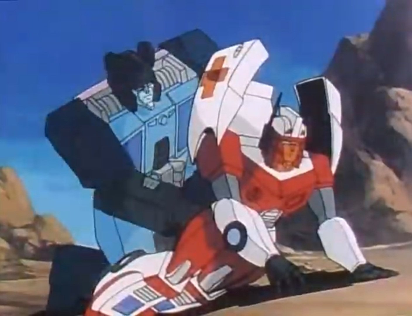 マキシマ トランスフォーマー豆知識 G1玩具ダブルクラウダーは日本版と海外版で名前 も色も違うのはファンの間では有名だが 実はアニメ 超神マスターフォース に登場する彼は海外版であるダブルディーラーの方の色に近いというのは意外と知られてい