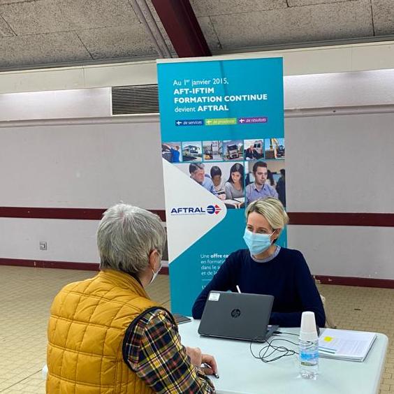 telt_lyonturin's tweet photo. #LyonTurin #MELT I Ce matin le groupement d'entreprises #LYTO organise un #jobdating pour répondre aux besoins en main d'œuvre du chantier des puits de ventilation du tunnel à Avrieux @Waurienne 👷👩🔧👷♀️ https://t.co/5qBe6AHDci