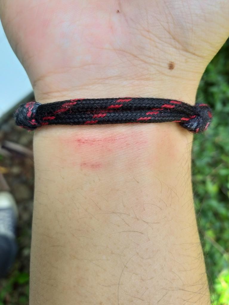 FujiNugraha04's tweet photo. Lepaskan?
Atau
Pertahankan? https://t.co/aEZEYUvneK