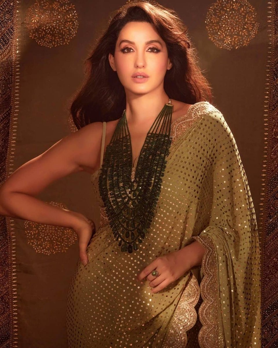 #norafatehi in Saree
.
#tuesdayvibe #tuesdaymotivations 
#RedVelvet #BB14
#music #musicvideo #gururandhawa
#Bollywood #lookoftheday #love #photo #Video #instagood #instagram #photooftheday #photography #photoshoot #canada #OOTD #likesforlike #ibollywoodbook #mumbai #india #Delhi