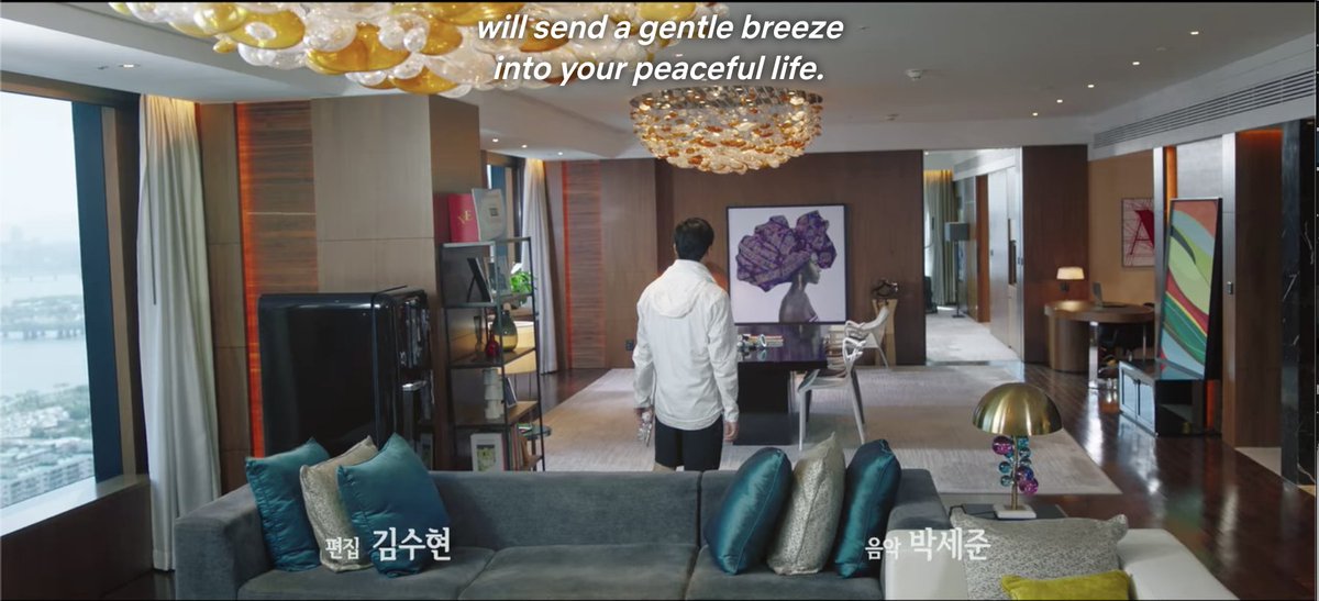 Fate, fortune and a higher power has always been a key theme in Start-up. Exactly two minutes into Ep 1, we get the Jang Yongsil, the AI delivering an unsolicited fortune to Han Jipyeong