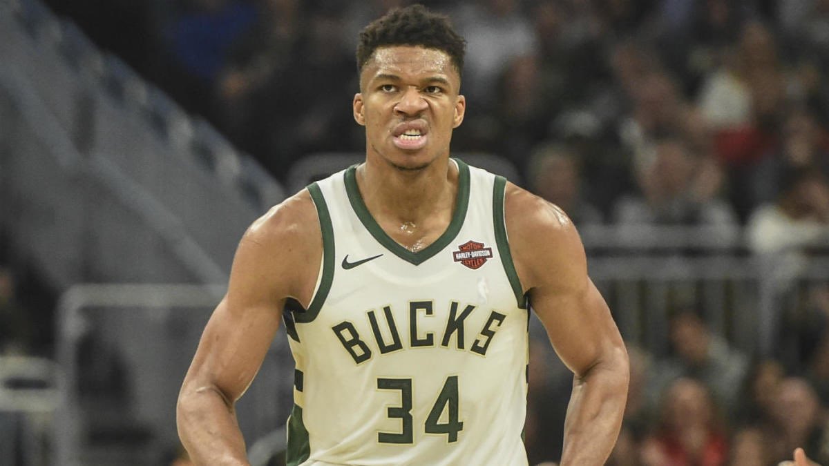 TheHoopCentral's tweet photo. Milwaukee Bucks *potential* starting lineup next season;

Jrue Holiday
Bogdan Bogdanovic
Khris Middleton
Giannis Antetokounmpo
Brook Lopez

Bucks are doing whatever it takes to retain Giannis. 🔥 https://t.co/gIpwRL9dz9