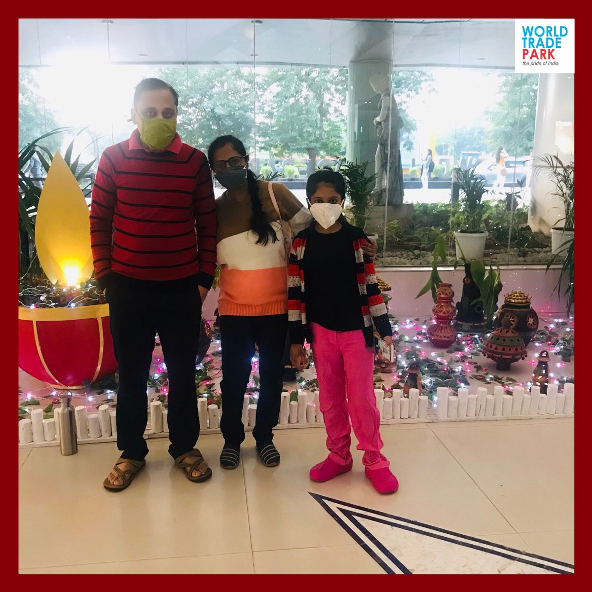 WorldTradePark's tweet photo. Happy customers at World Trade Park! 
We ensure utmost safety measures at #ApnaWTP for you to have a wonderful experience.
#WorldTradeParkOfficial #WorldTradeParkJaipur #wtp #Diwali2020 https://t.co/4faySWwFC4