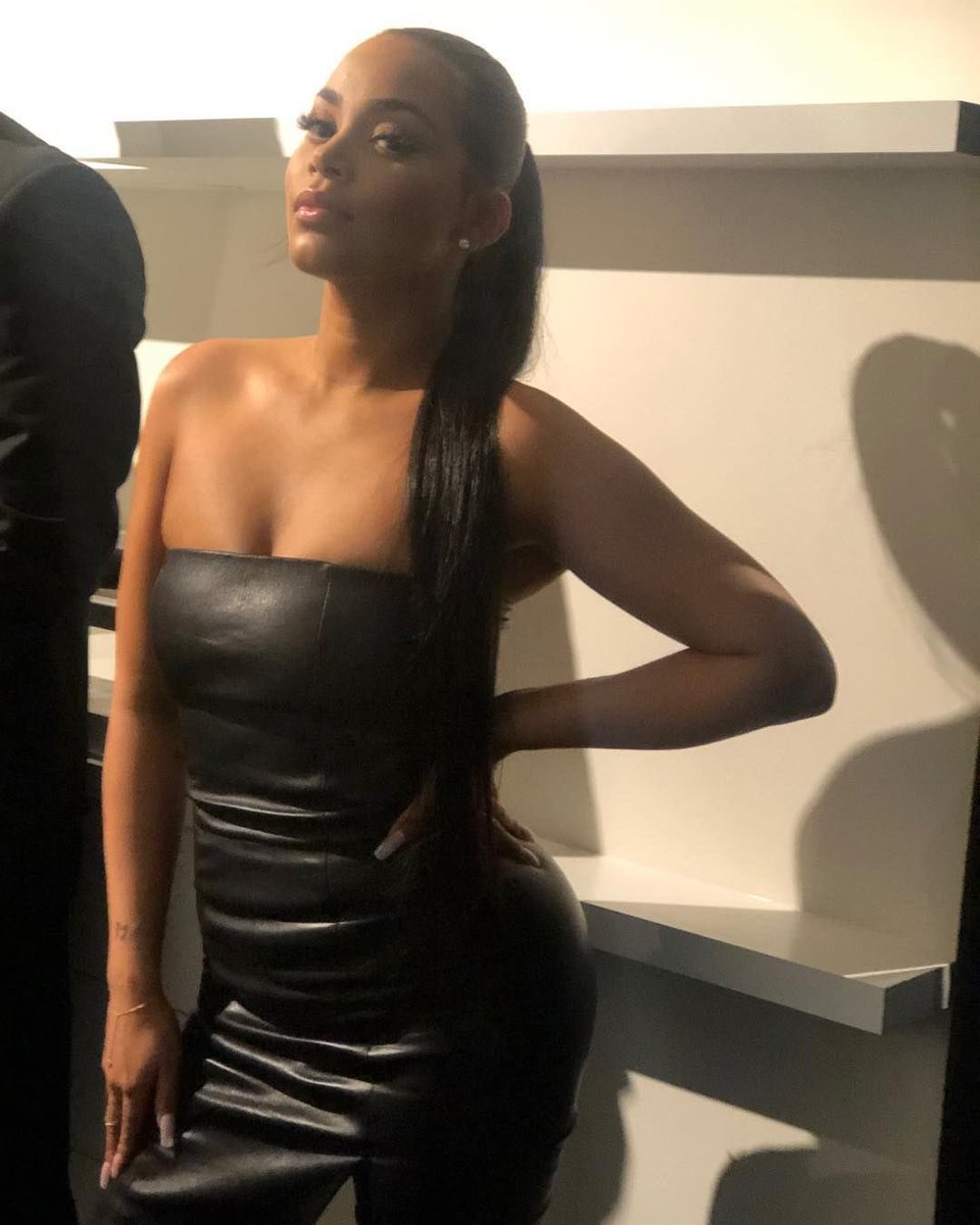 kim (@therealkimj) on Twitter photo 