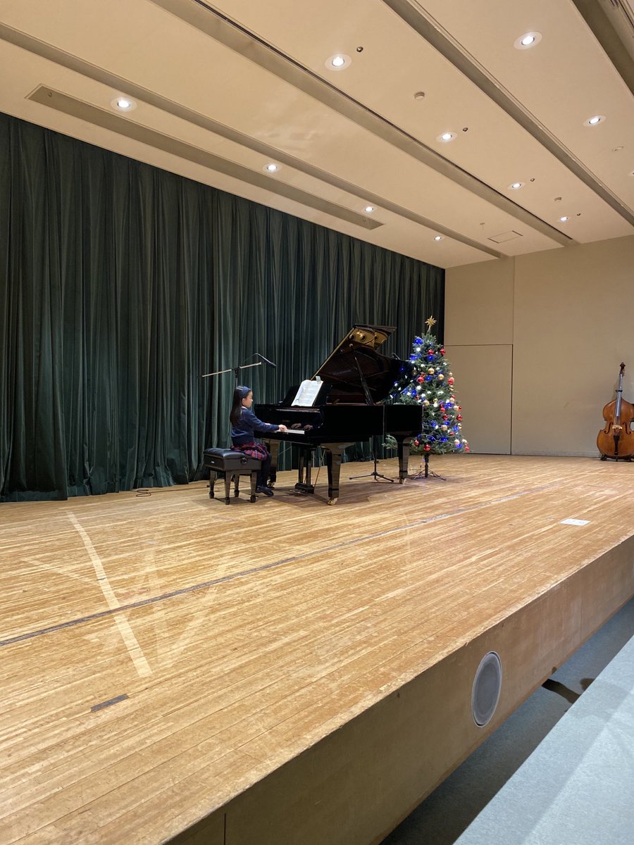 BST_Music's tweet photo. Some more photos of the soloists from day 1 of filming for the Winter Primary Instrumentalists’ Concert! 🎶 ⁦@BST_Tokyo⁩ https://t.co/cppSXcZ4WM