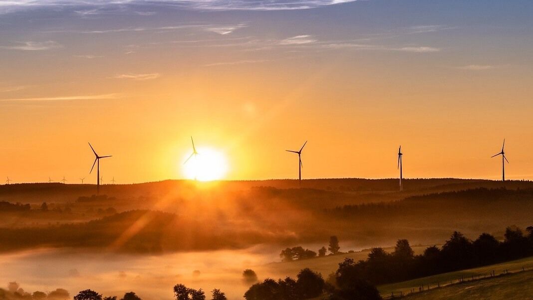 9️⃣🌀[#Inspiration] 90% de la capacité énergétique mondiale ajoutée en 2020 est #renouvelable
buff.ly/2IECxok v/ <a href="/singularityhub/">Singularity Hub</a> 

💬 Beaucoup de pays misent sur une « reprise #verte » ce qui devrait accélérer la tendance en 2021

#TransitionEcologique 
#FlashTweet⚡️