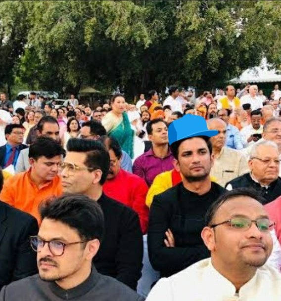 WordsOfShree's tweet photo. .@PMOIndia 
.@narendramodi ji
You urged Sushant Singh Rajput to encourage voters for #VoteKar campaign cz you knew he was youth icon.
He was sitting right there in swearing in ceremony!
With due respect I am asking, Isn't it Center's duty to get him justice?
#PMEnsure302InSSRCase https://t.co/4cY7GSu7tO