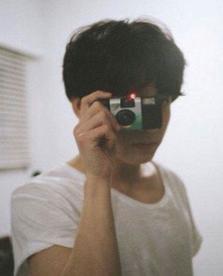 ภาคิน | ไหล่หลุด tweet media