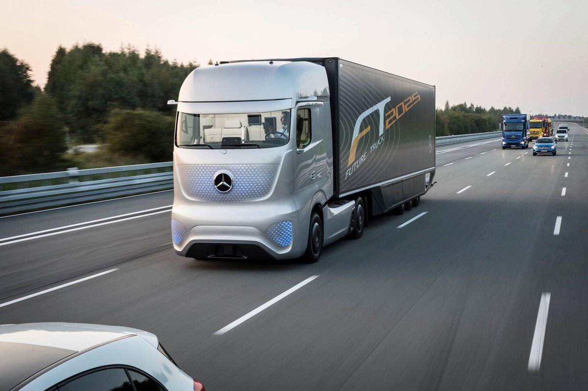famousmontego's tweet image. Mercedes Benz future truck to be lunched in 2025 for truck lovers 💚💯