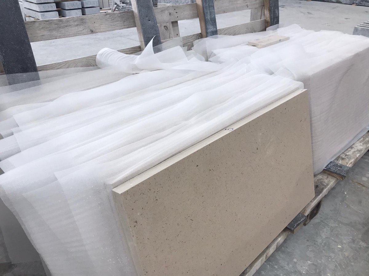 Bespoke limestone order for our client <a href="/davidgreavesltd/">David Greaves Design</a> prepared packed &amp; delivered for another fantastic project.
Contact us for assistance.
arbourlandscapesolutions.co.uk/search

#landscapeindustryspecialists #paving #landscapesupplies #landscapesuppliesUK