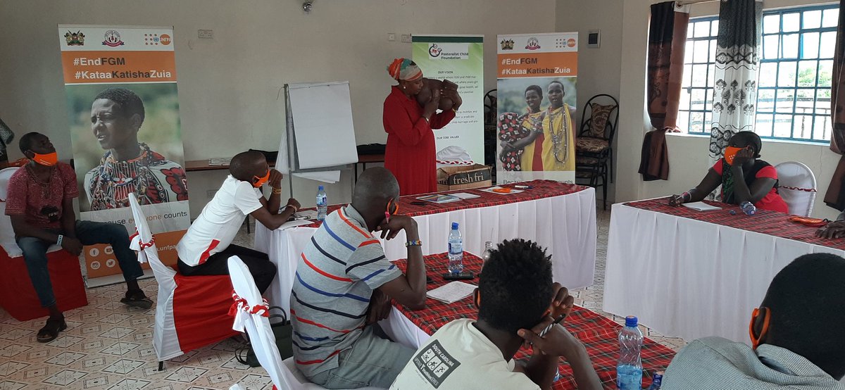 samuelleadismo's tweet photo. Yesterday, in partnership with UNFPA and World Vision Kenya we trained youth from four villages in Waso, Samburu - on how to challenge social norms and values by ending FGM, and promote child education.
#kataakatishazuia
#EndFGM
#UNFPAKe
#Worldvisionke
#PCF
#YouthEndFGM https://t.co/2GPofQaRSa
