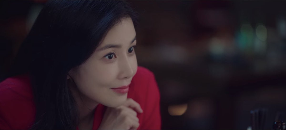 As we catch up with the present, let's talk about our guest star; Lee Bo Young.Something about her aura and presence reminded me so much of another character I've come across in a Kdrama...