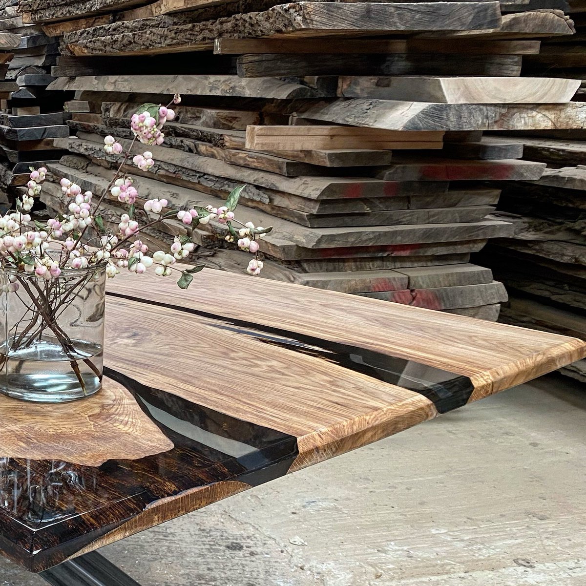 EarthyTimber's tweet photo. Wood art dining table by Earthy Timber, Artist AS Stawicki https://t.co/dP19iLZ59k #diningtable #largetable #interiordesign @EarthyTimber @Timberdeal @AsStawicki @earthytecture https://t.co/N1zGP8o9BN