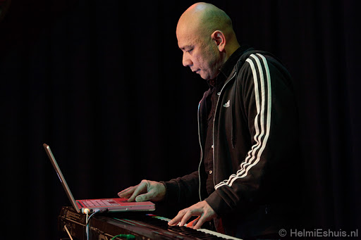 Talentscout, Roelie van Lingen van We Rock The Cradle over StageDriver: “Met StageDriver kun je in de spirit van DIY zelf direct beginnen. En dat met nul kosten! Absoluut gewoon doen.“
CHECK IT OUT NOW: stagedriver.com/nl/