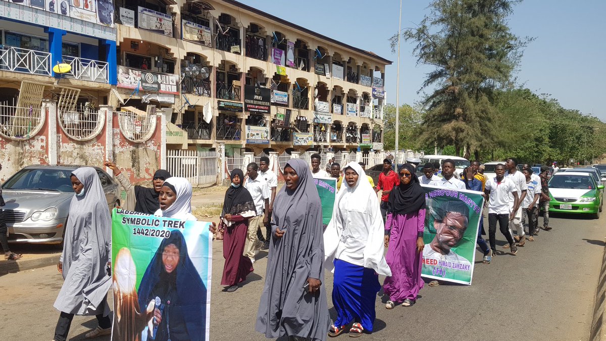 nigeriablogfa's tweet photo. اعتراضات روزانه برای آزادی شیخ زاکزاکی در ابوجا
Daily #FreeZakzaky protest in Abuja 

#Nigeria https://t.co/qV5y625Z2r