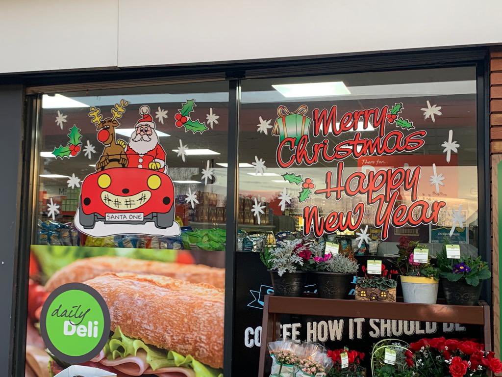TheWallGroupNI's tweet photo. It's hard to beat a good window display to get into the Christmas Spirit

Why not call in and see Colin and his Team of helpers and experience amazing customer service 🤝

#RatchooleFillingStation #Spar #thereforyou #TWG https://t.co/zjNVX1UJhv