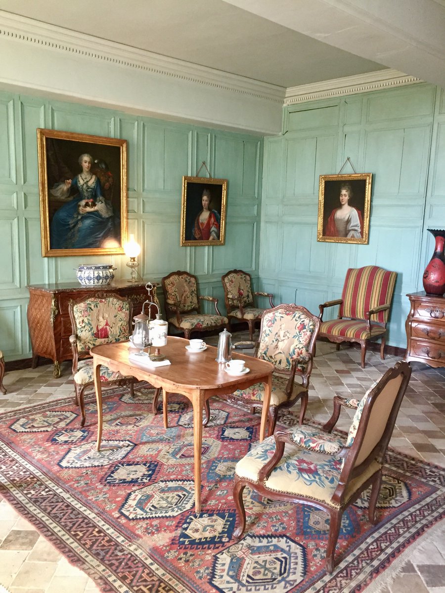 Omonchateau's tweet photo. Continuons de voyager virtuellement, à la découverte de notre patrimoine.❤️

🏰 Méfiez-vous des apparences... Me croyez-vous si je vous dis que le château de Talcy (Loir-et-Cher) est un monument du XVIe siècle et non une ancienne forteresse médiévale ?

⤵️
https://t.co/DCyUSYCvA9 https://t.co/5xL8wuRzKL