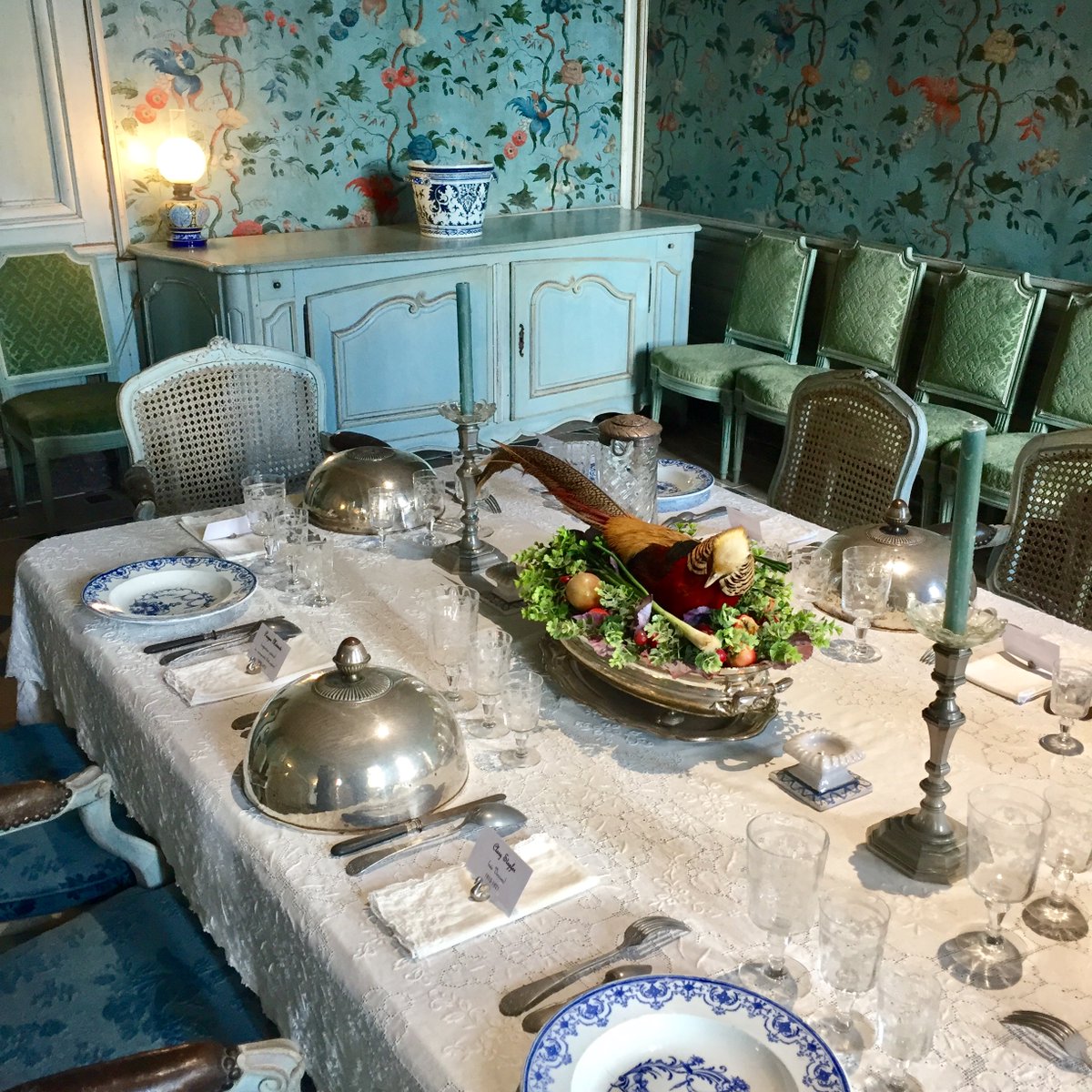 Omonchateau's tweet photo. Continuons de voyager virtuellement, à la découverte de notre patrimoine.❤️

🏰 Méfiez-vous des apparences... Me croyez-vous si je vous dis que le château de Talcy (Loir-et-Cher) est un monument du XVIe siècle et non une ancienne forteresse médiévale ?

⤵️
https://t.co/DCyUSYCvA9 https://t.co/5xL8wuRzKL