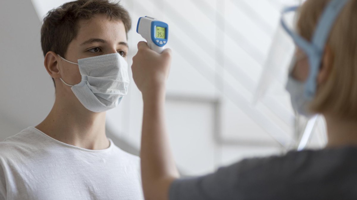 ⛑  MEDIDAS COVID

Recuerda que si tienes más de 38º C de temperatura 🤒  NO DEBES ACUDIR AL COLEGIO.
Quédate en casa, llama a tu médico y sigue sus indicaciones.