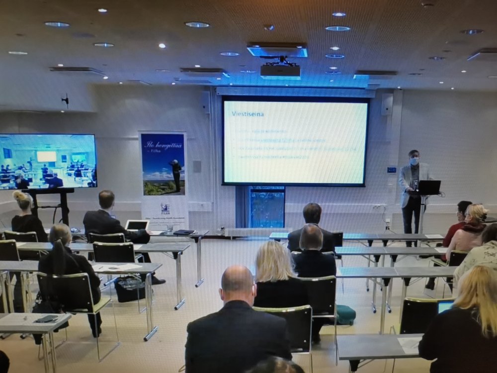 XXXII Tartuntatautipäivät alkamassa! Aiheena Kaikki koronasta, puhujina mm. <a href="/IsosomppiSanna/">Sanna Isosomppi</a> <a href="/Olli_Vapalahti/">Olli_Vapalahti</a> <a href="/hannakreivi/">Hanna-Riikka Kreivi</a> <a href="/HNohynek/">Hanna Nohynek</a> <a href="/ErjaMakela/">Erja Mäkelä</a> , 
Pj:t Asko Järvinen, <a href="/AnttilaVeli/">Veli-Jukka Anttila</a> ja <a href="/TuulaVasankari/">Tuula Vasankari</a>   
#ttpäivät2020