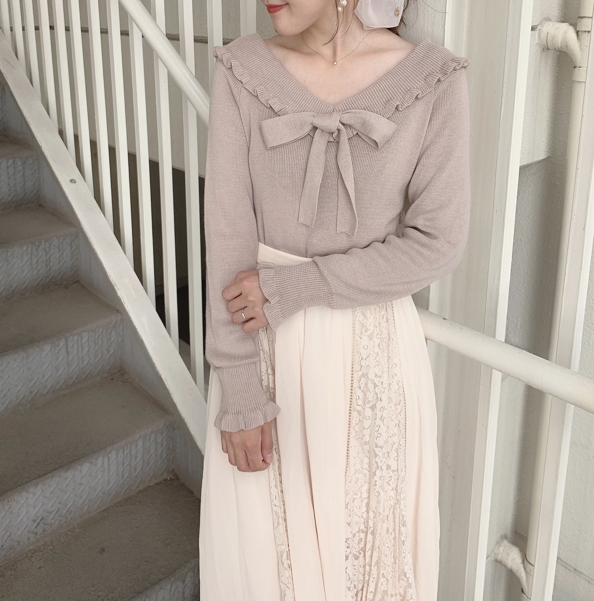 Anmille Twitterren New Coordinate フリル2wayニット 4 900 Tax 大人気のトップスが再入荷しました オフショル風にも着られてオフェロな雰囲気に T Co R1uwtbsedp Twitter