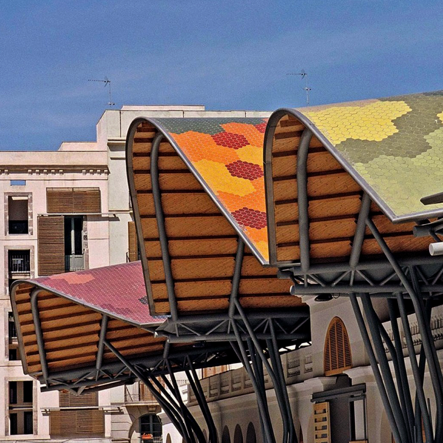 Zolty_app's tweet photo. Los colores vibrantes del mercat de Santa Caterina dan vida y color a esta ciudad. Su techo está diseñado por Toni Comella. ¡Un acierto sin duda! ¿Quieres visitarlo? 🥰

🔗 https://t.co/wQGmTO0mkU

#bcn #barcelona #travel #ciudad #taxi #taxista #cab #taxibarcelona #movilidad https://t.co/Nl2mpQn3IB