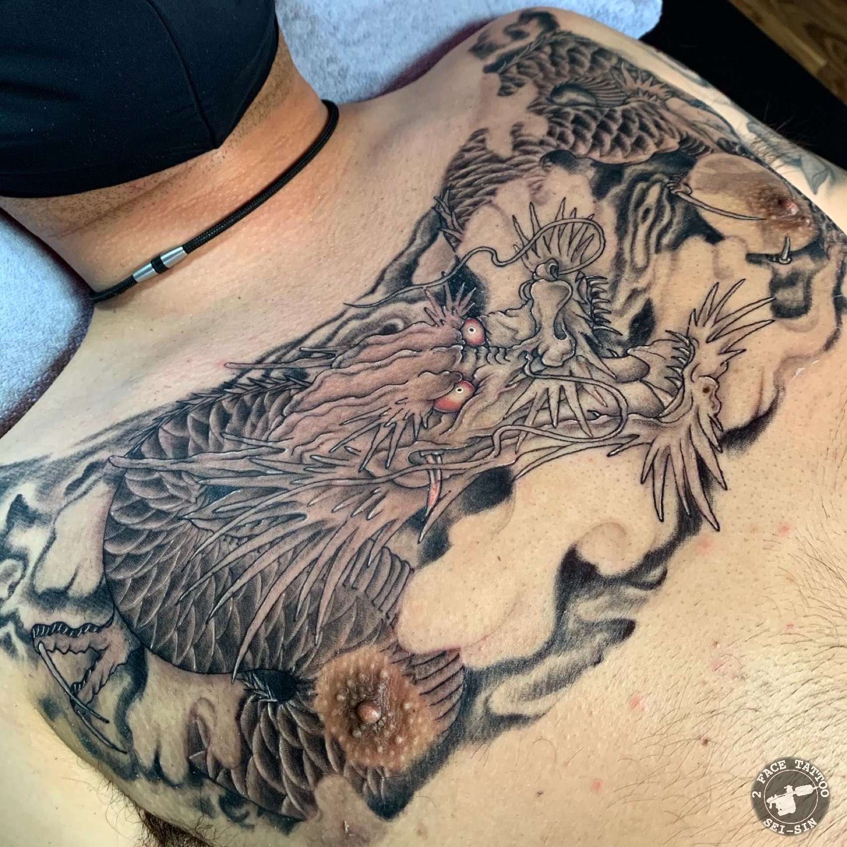 2face Tattoo Studio 茂原からのお客さん かっこいい龍を有難う御座いました って帰ってくれてよかったなぁ 有難う Amp お疲れ様 刺青 和彫り タトゥー 千葉刺青 木更津刺青 沖縄刺青 Tattoo Japanesetattoo Irezumi Wabori