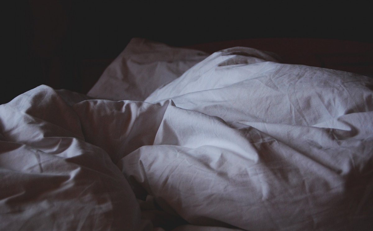 Geführte Meditation zum Einschlafen !?
 Kennst du das Gefühl, wenn du dich ins Bett legst, dein Körper müde ist, dein Gehirn aber einfach nicht mit dem Denken aufhören kann? Damit bist du nicht alleine. bit.ly/3lFdgsq