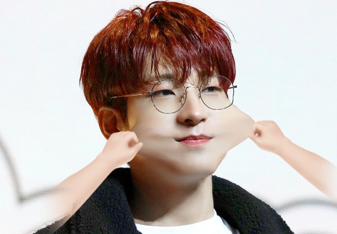 wonubliss's tweet photo. wonwoo 😭😭😭 https://t.co/zv0s7fUJIp