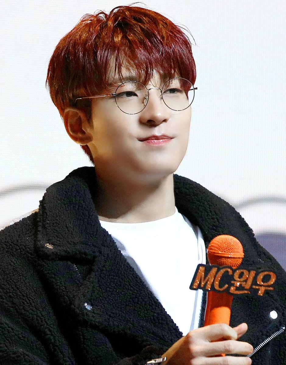 wonubliss's tweet photo. wonwoo 😭😭😭 https://t.co/zv0s7fUJIp
